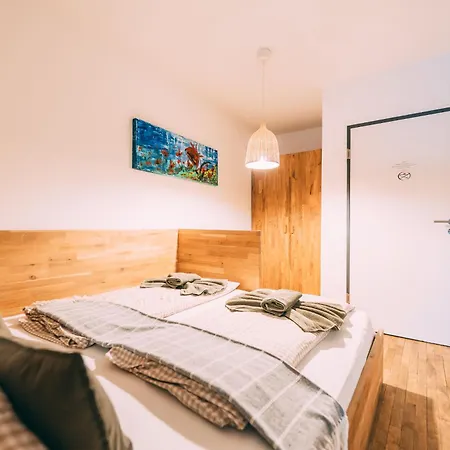 Budgetzimmer Erlebnishof Gut Huegle *