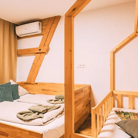 Alloggio per agriturismo Budgetzimmer Erlebnishof Gut Huegle
